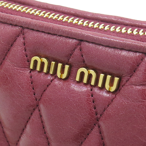 MiuMiu(�̿�̿�) ��Ʈ��� ���� ���� �ΰ�ü�� �̴� ����� ũ�ν��� �̹���3 - ���̺��� �߰���ǰ