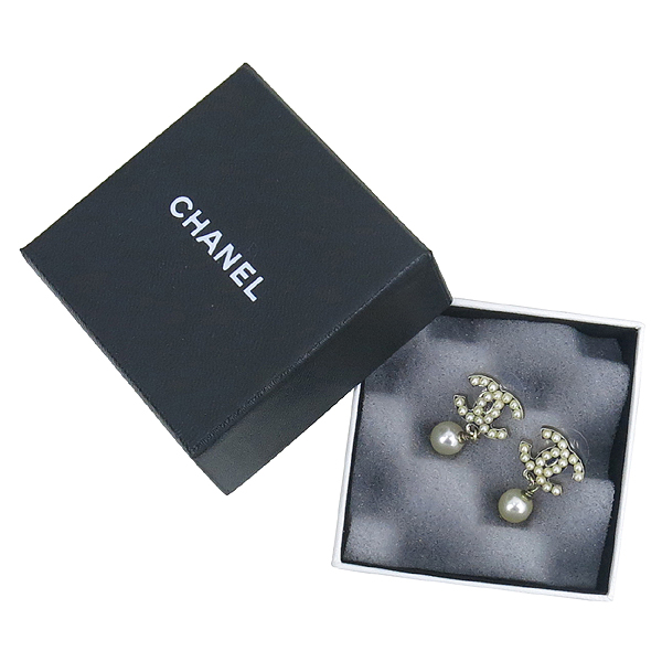 ����  �Ͱ���