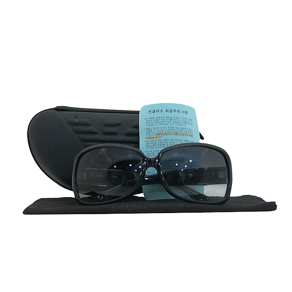 �Ƹ�����  ���۶�