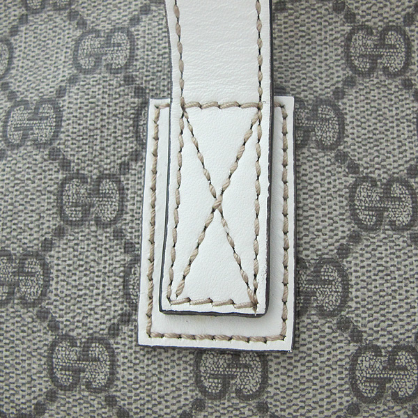 Gucci(����) 211137 GG�ΰ� PVC ȭ��Ʈ ���� Ʈ���� ���� ����� [��õ��] �̹���5 - ���̺��� �߰���ǰ