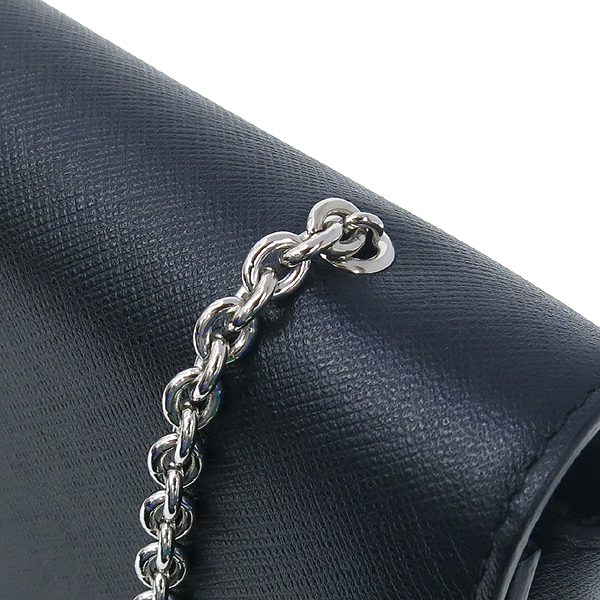 Ferragamo(��󰡸�) 21 D855 ���� ���ǾƳ� GINNY ���� ����ΰ� �ٶ� ������� ü�� ũ�ν��� �̹���5 - ���̺��� �߰���ǰ