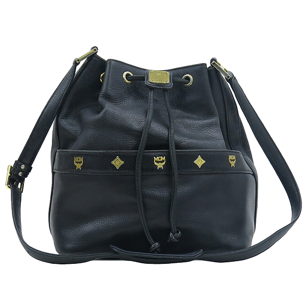 ������  �����