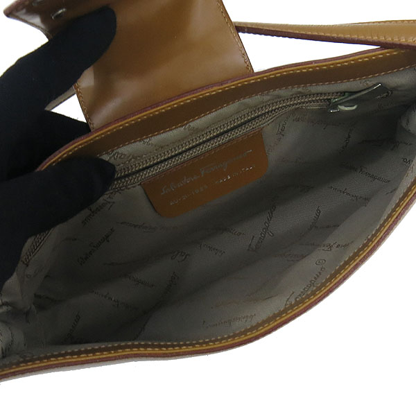 Ferragamo(��󰡸�) 21 1923 �ٶ� ��� ���� �÷� ����� �̹���5 - ���̺��� �߰���ǰ