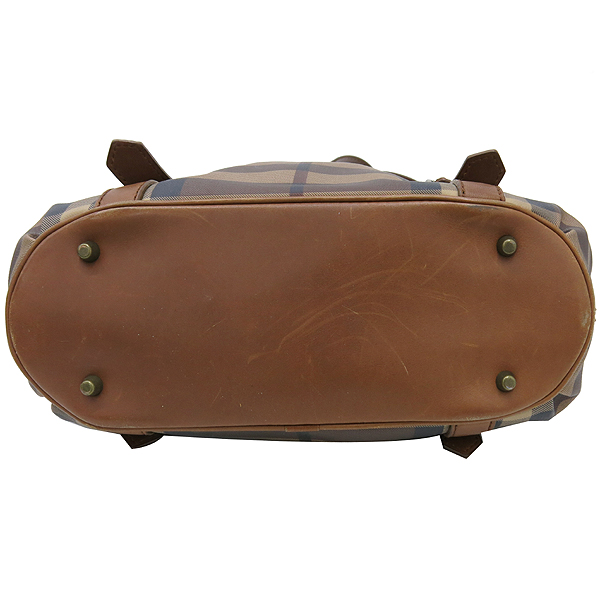 Burberry(������) 3742796 �� ��� üũ PVC ���� ���� Ʈ���� ��Ʈ�� + ��� ��Ʈ�� �̹���5 - ���̺��� �߰���ǰ