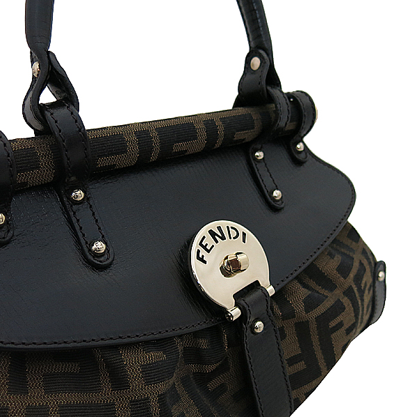 Fendi(���) 8BN143 SM/MAGIC FF �ΰ� ��ī �ڰ��� ��Ʈ�� [�λ꼾�Һ���] �̹���4 - ���̺��� �߰���ǰ