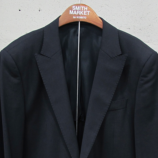 SOLID HOMME(�ָ���ȹ�) ���̺� �÷� ����ư ������ ���� [���빮��] �̹���2 - ���̺��� �߰���ǰ