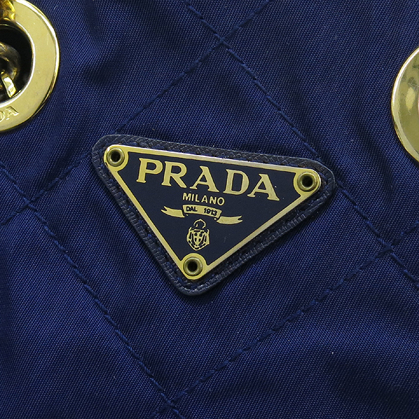 Prada(�����) ���� �к긯 �ﰢ ����ΰ� ü�� ����� �̹���3 - ���̺��� �߰���ǰ