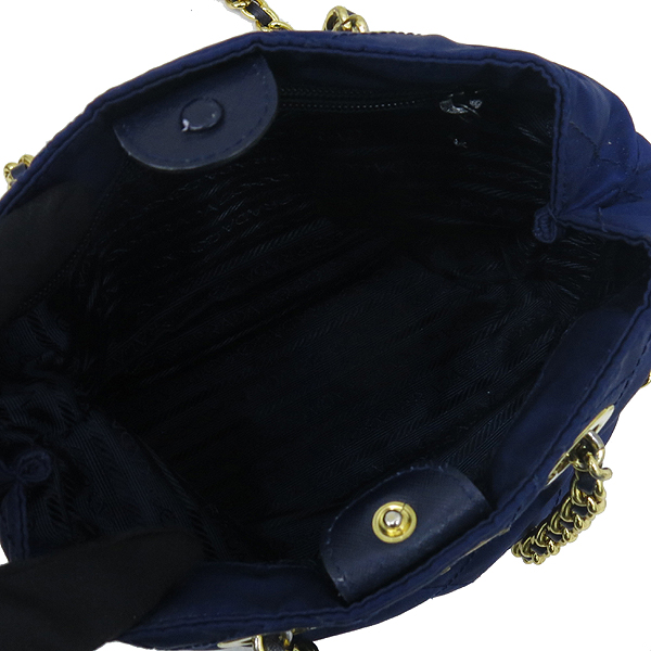 Prada(�����) ���� �к긯 �ﰢ ����ΰ� ü�� ����� �̹���4 - ���̺��� �߰���ǰ