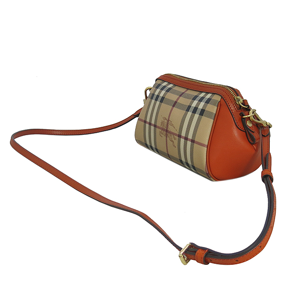 Burberry(������) �Ͽ콺 üũ PVC ������ ���� Ʈ���� �̴� ũ�ν��� [���빮��] �̹���2 - ���̺��� �߰���ǰ