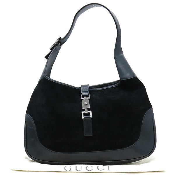 ����  �����