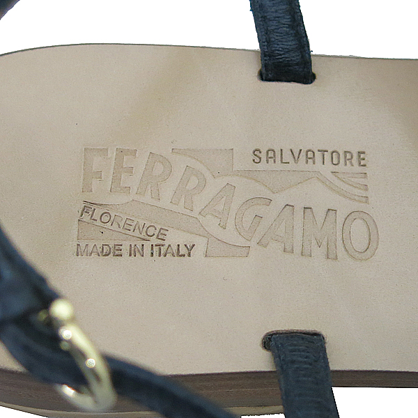 Ferragamo(��󰡸�) ũ����Ż ��� ���� ȥ�� ���� �ɸ� ���� [�λ꼾�Һ���] �̹���3 - ���̺��� �߰���ǰ