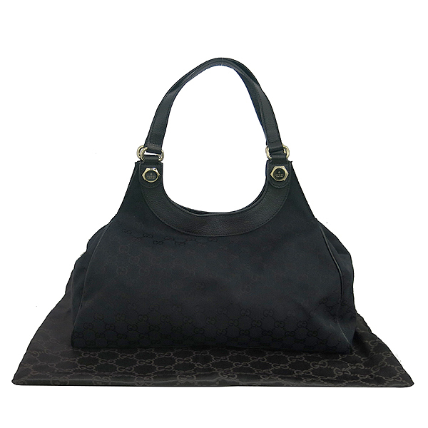 ����  �����