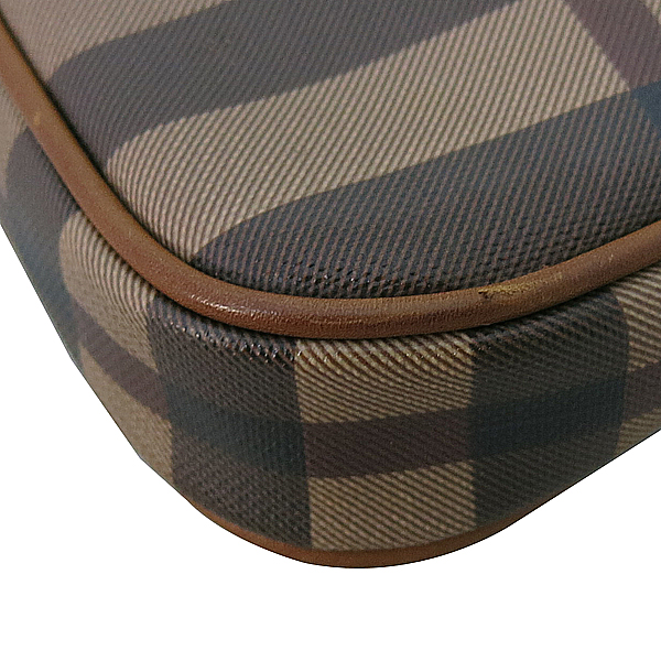 Burberry(������) ����ũ üũ PVC �Ŀ�ġ�� ����� [�λ꼾�Һ���] �̹���5 - ���̺��� �߰���ǰ