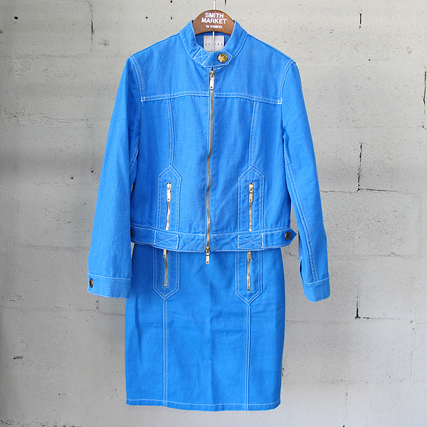 ������  ����