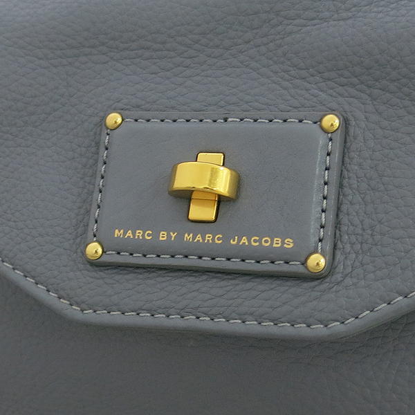 Marc_by Marc Jacobs(��ũ���̸�ũ�����߽�) �׷��� ���� ���� �ΰ� ũ�ν��� [���빮��] �̹���3 - ���̺��� �߰���ǰ