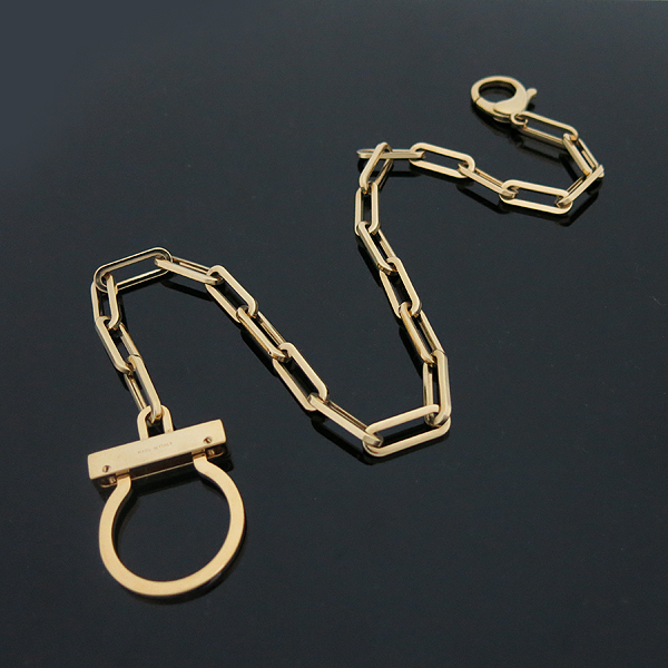 Ferragamo(��󰡸�) ���� ü�� Ű�� [�λ꼾�Һ���] �̹���2 - ���̺��� �߰���ǰ