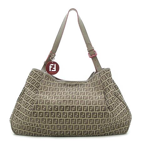 ���  �����