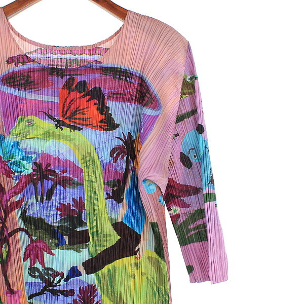 PLEATS PLEASE(�ø����ø���) by ISSEY MIYAKE(�̼��̹̾���) �� ���ǽ� �̹���3 - ���̺��� �߰���ǰ