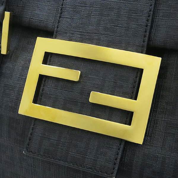 Fendi(���) 8BN188 FF�ΰ� ��ī PVC ����ΰ� �÷� ��Ʈ�� �̹���4 - ���̺��� �߰���ǰ