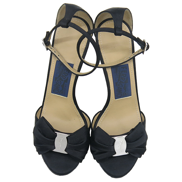 Ferragamo(��󰡸�) ���� ��ƾ �ٶ� ����ΰ� ������� ������ ������ ��������� �̹���4 - ���̺��� �߰���ǰ