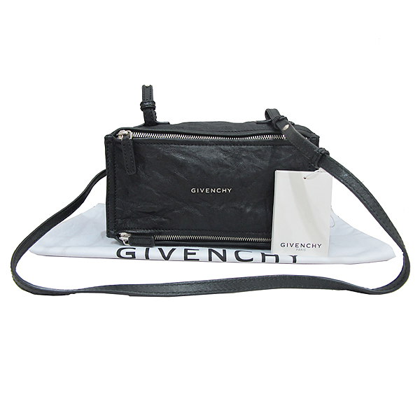 ����� �ǵ��� �̴� ũ�ν��� 