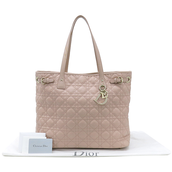 ���  �����