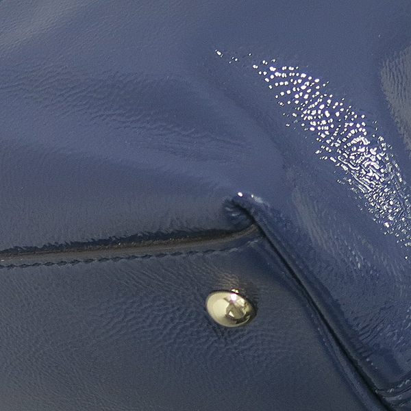 Gucci(����) 308363 ��ȣ �÷��� ���̺� ���̴�Ʈ GG�ΰ� ��Ƽġ �½���� ��ŷ 2WAY [���빮��] �̹���5 - ���̺��� �߰���ǰ