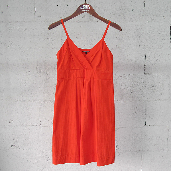 ��  ���ǽ�