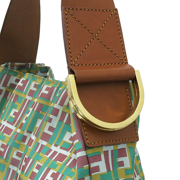 Fendi(���) 71 16534 FF��Ƽ�÷� �ΰ� ĵ���� ���� �ٰ� ����� �̹���3 - ���̺��� �߰���ǰ