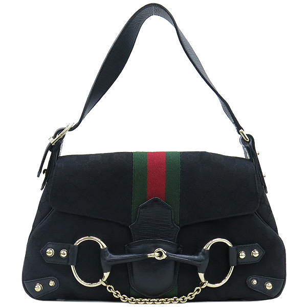 ����  �����