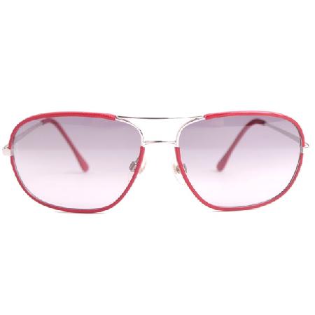 ����  ���۶�