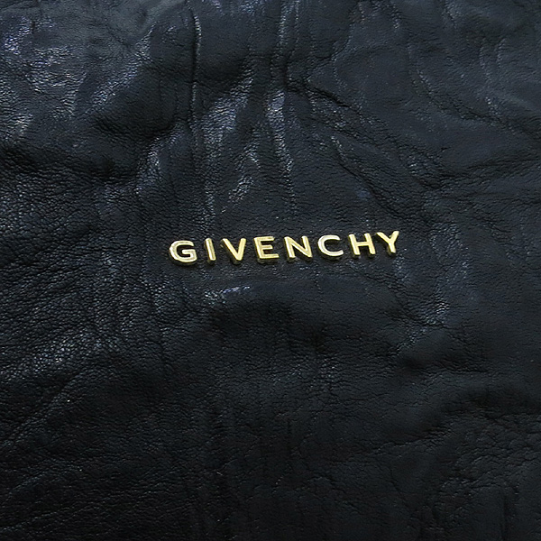 GIVENCHY(�����) ���� ��Ŭ ���� �ǵ��� L ���� ������ 2WAY �̹���3 - ���̺��� �߰���ǰ