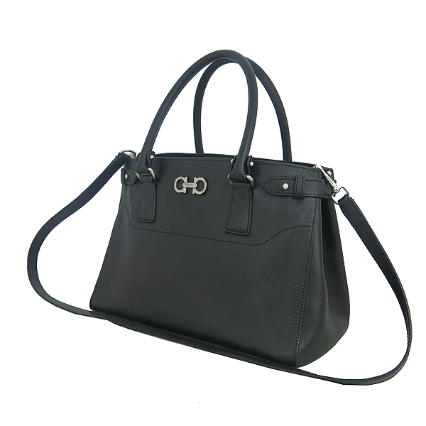 Ferragamo(��󰡸�) 21 D940 ���� ���ǾƳ� ���� �ΰ� 2WAY [���빮��] �̹���2 - ���̺��� �߰���ǰ