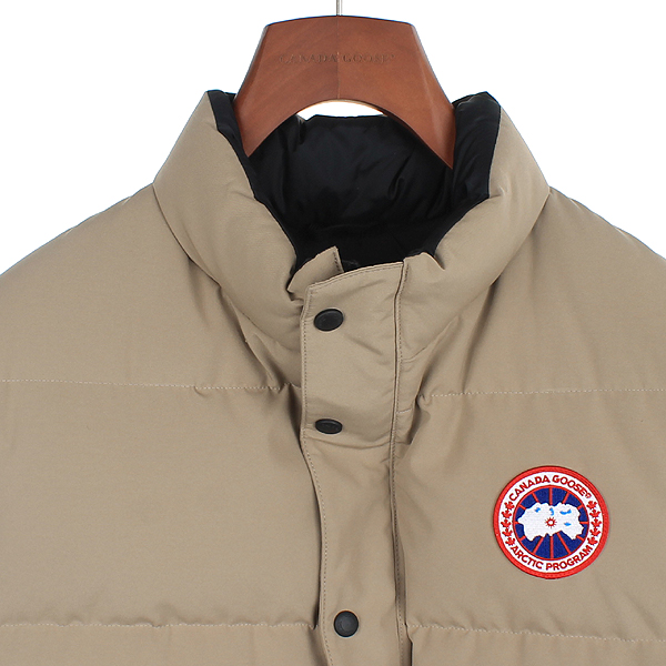 CANADA GOOSE(ĳ���ٱ���) 4150M FREESTYLE VEST(������Ÿ�� ����Ʈ) ������ �е� ���� [���빮��] �̹���2 - ���̺��� �߰���ǰ