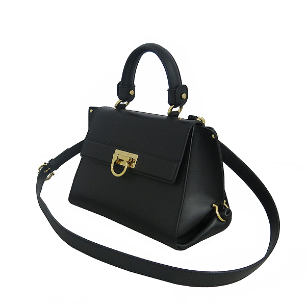 Ferragamo(��󰡸�) 21 D570 ���� ���� ���� �ΰ� ���Ǿ� ���� 2WAY [���빮��] �̹���3 - ���̺��� �߰���ǰ