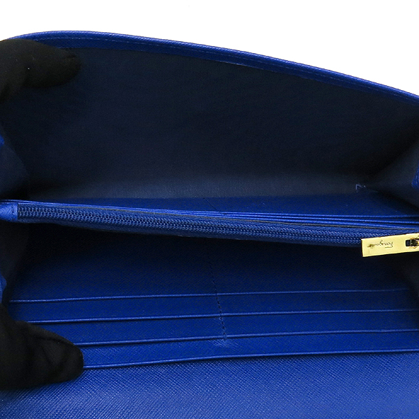 Ferragamo(��󰡸�) 22 7121 ���� ���ǾƳ� ���� ��ġ�� �ΰ� ������ �̹���5 - ���̺��� �߰���ǰ