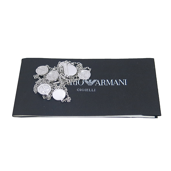 �Ƹ�����  �����