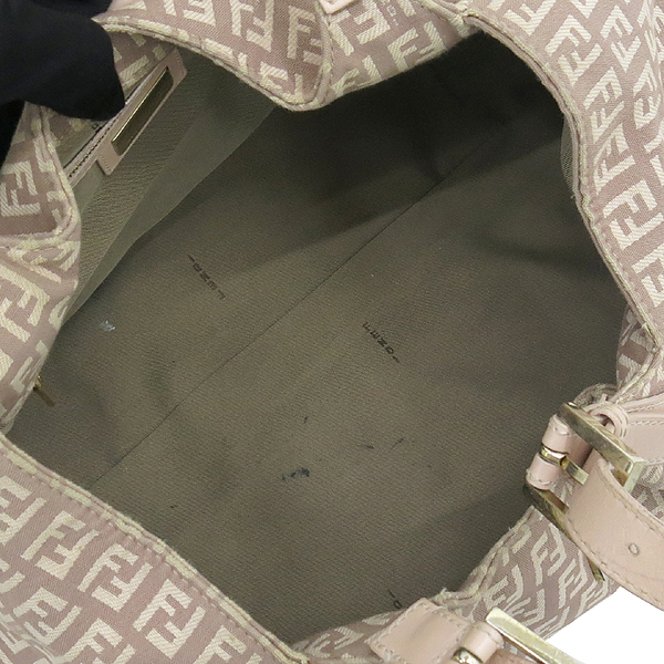 Fendi(���) 8BR463 FF�ΰ� ��ũ �к긯 ��ī ����� �̹���5 - ���̺��� �߰���ǰ