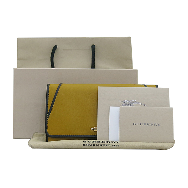 ������  ������