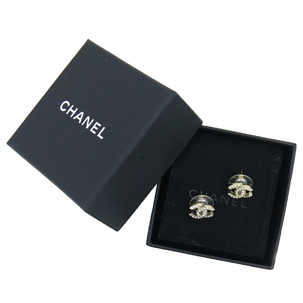 ����  �Ͱ���