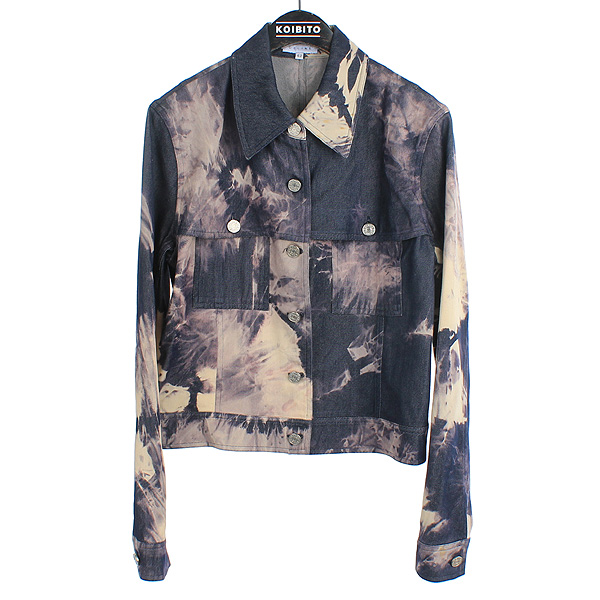 ������  ����