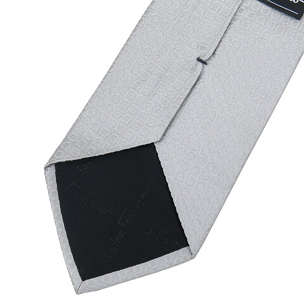 Ferragamo(��󰡸�) 100% ��ũ ��Ÿ�� �̹���3 - ���̺��� �߰���ǰ