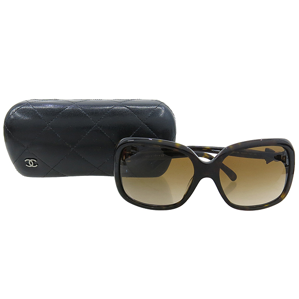 ����  ���۶�