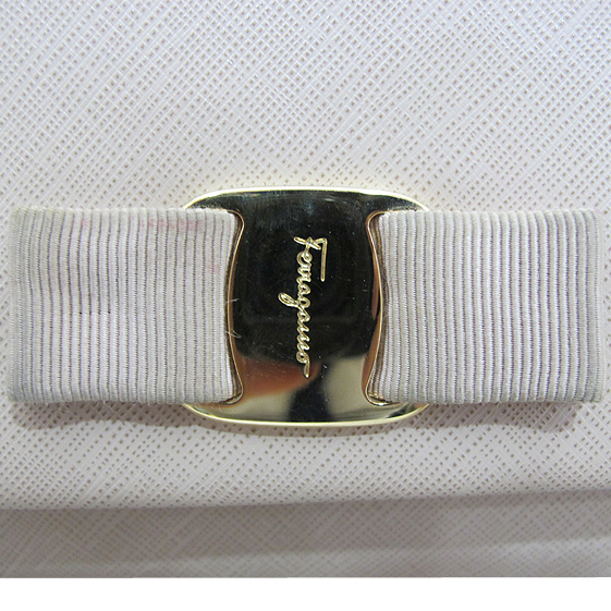 Ferragamo(��󰡸�) 21 E481 ���� �ٶ� ��� ����ũ �÷� ���ǾƳ� ���� �̵�� ���� ü�� ũ�ν��� [��õ ������] �̹���4 - ���̺��� �߰���ǰ