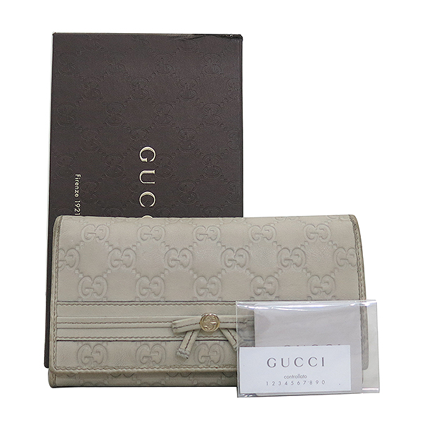 ����  ������