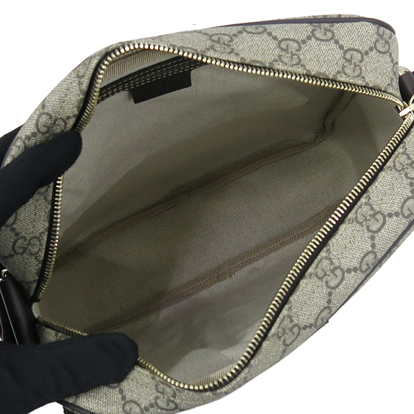 Gucci(����) 201448 GG�ΰ� PVC ���� ���� Ʈ���� ũ�ν��� �̹���6 - ���̺��� �߰���ǰ