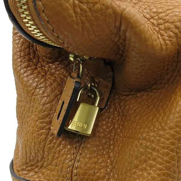 Fendi(���) Fendi(���) 8BN232 �ΰ� ��ġ ��� ���� ����� �̹���4 - ���̺��� �߰���ǰ