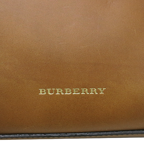 Burberry(������) 3903914 �Ͽ콺 üũ ������ ��Ʈ�� + ��� ��Ʈ�� 2WAY �̹���4 - ���̺��� �߰���ǰ