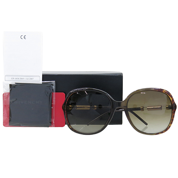 �����  ���۶�