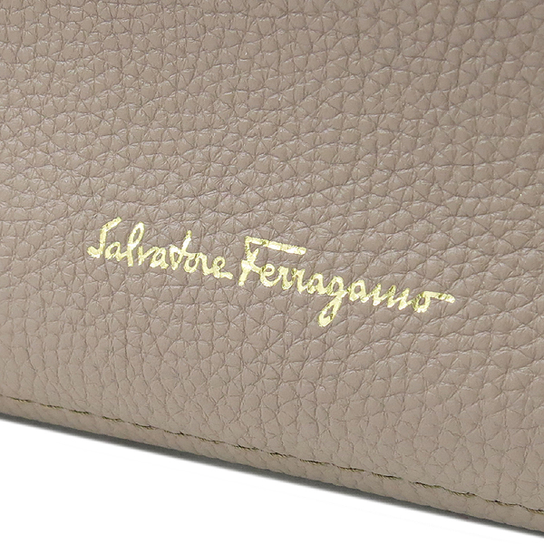 Ferragamo(��󰡸�) 21 F215 ��巹�͸� �ΰ� ������/��ũ �÷� ���̹� ���� ���� ��Ʈ�� ����� �̹���5 - ���̺��� �߰���ǰ